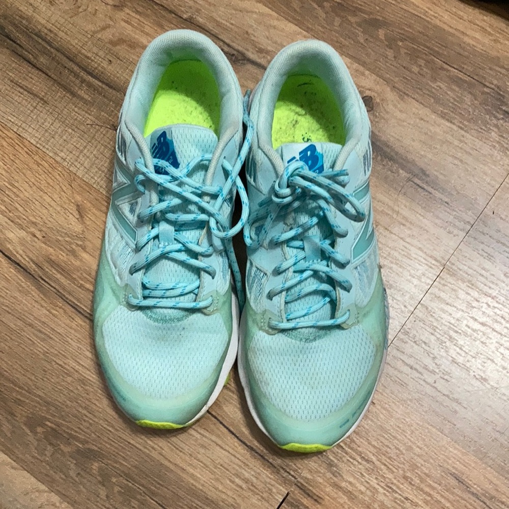 New balance response 2.0 performance wear